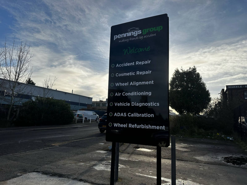 pennings post signage 